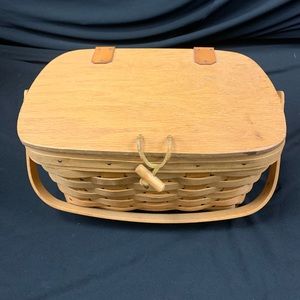 Longaberger baskets 1995)